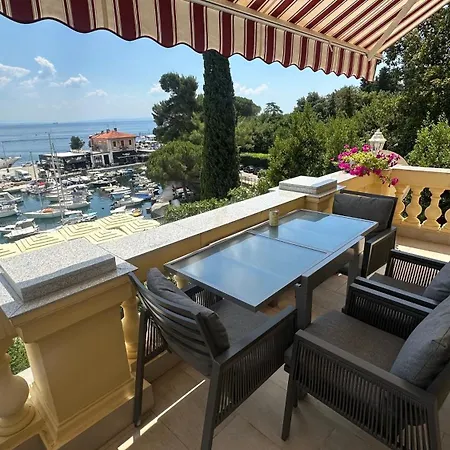 La Verita 1 St Line With Balcony شقة أوباتيا