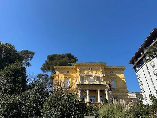 Apartment La Verita 1 St Line With Balcony *