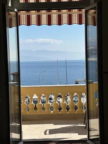 Appartement La Verita 1 St Line With Balcony *